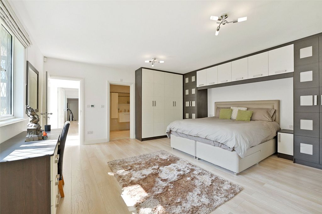 Additional image 15 of 8 bed detached house for saleSt. Leonards Hill, Windsor, Berkshire SL4