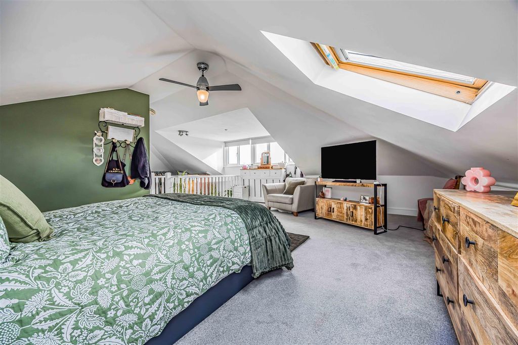 Additional image 6 of 3 bed flat for saleSouthsea, Portsmouth PO5