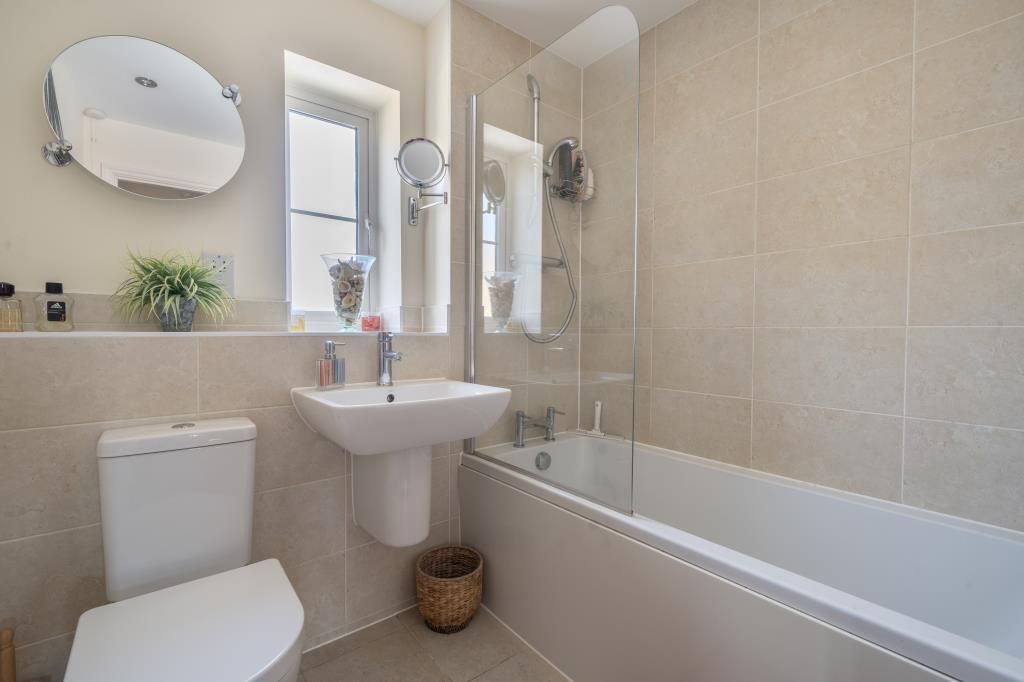 Additional image 8 of 2 bed flat for saleLewisfield Way, Woodstock OX20