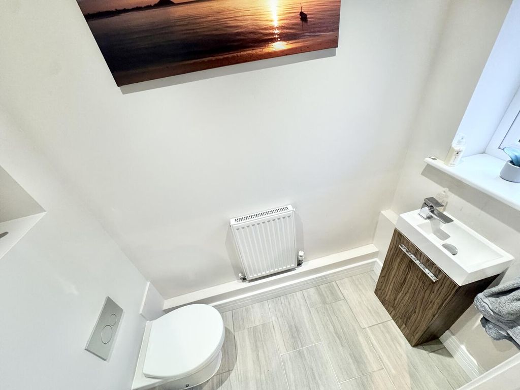 Additional image 10 of 5 bed detached house for saleCranmer Close, Blaby, Leicester LE8