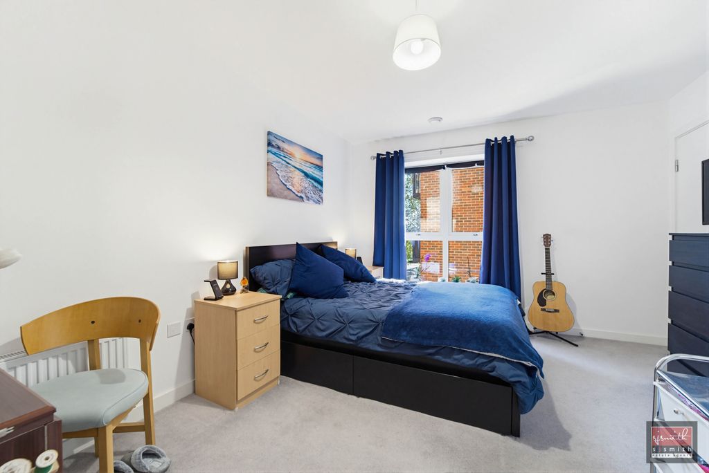 Additional image 7 of 2 bed flat for salePitcher Lane, Ashford TW15