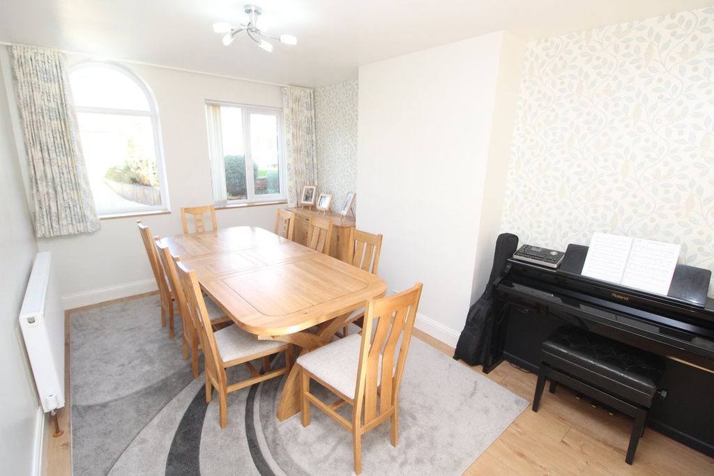 Additional image 9 of 4 bed detached house for saleChapel Lane, Cosby, Leicester LE9