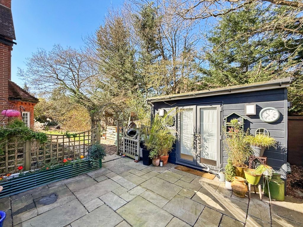 Additional image 32 of 5 bed detached house for saleChandlers Lane, Yateley, Hampshire GU46
