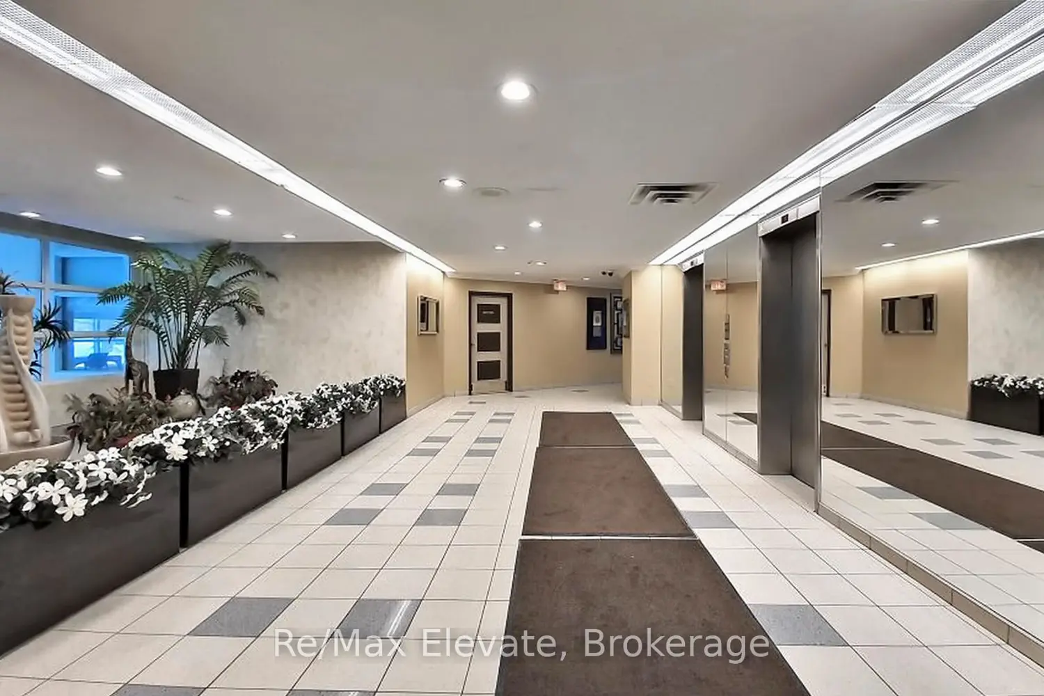Additional image 3 of 3050 Ellesmere Road 1102