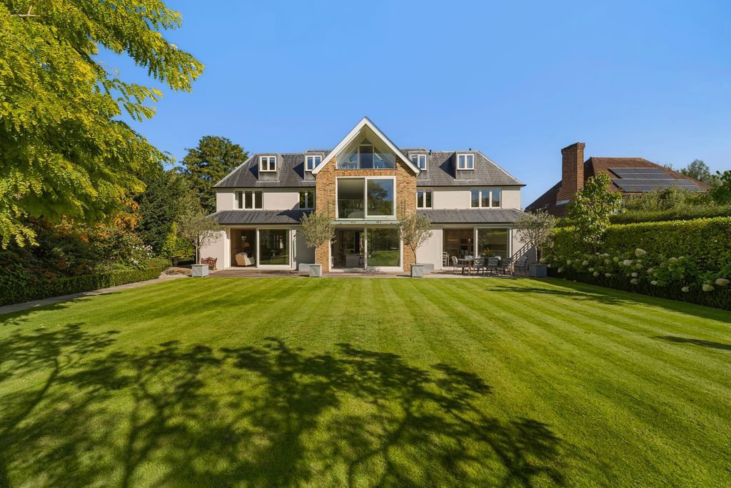 Additional image 2 of 7 bed property for saleSudbrook Gardens, Richmond, London TW10