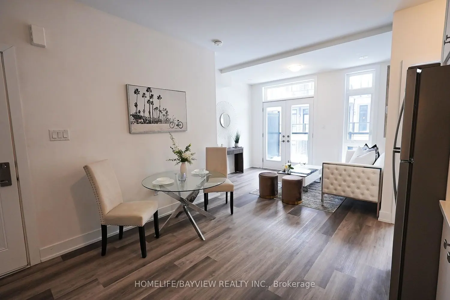 8 Sayers Lane 17 photo 5