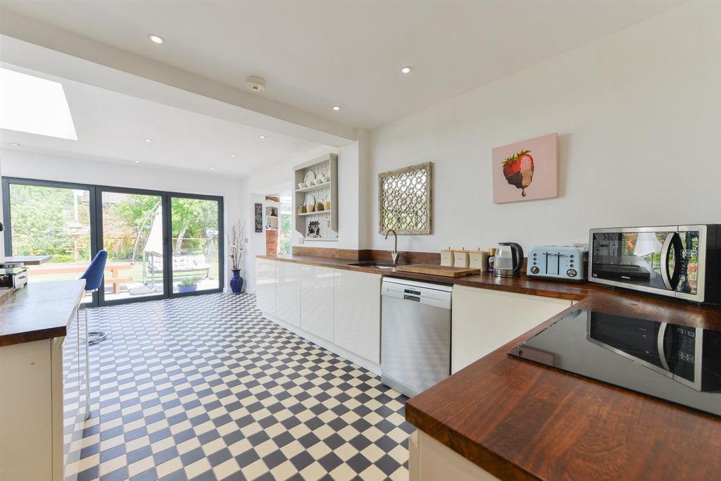 Additional image 8 of 4 bed detached house for saleMolehill Road, Chestfield, Whitstable CT5