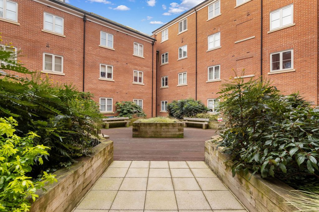 Additional image 16 of 2 bed flat for saleApartment 22, Austin Court, 2 Mill Street, Diglis, Worcester. WR1