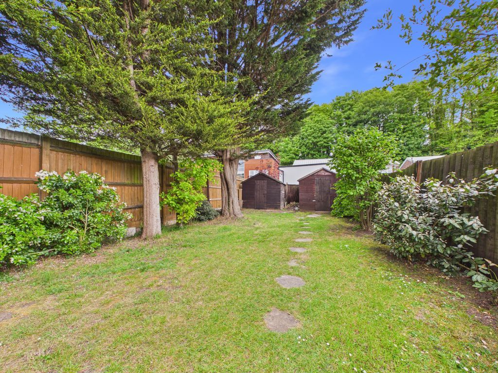 Additional image 17 of 2 bed semi-detached house for saleGodstone Road, Whyteleafe CR3