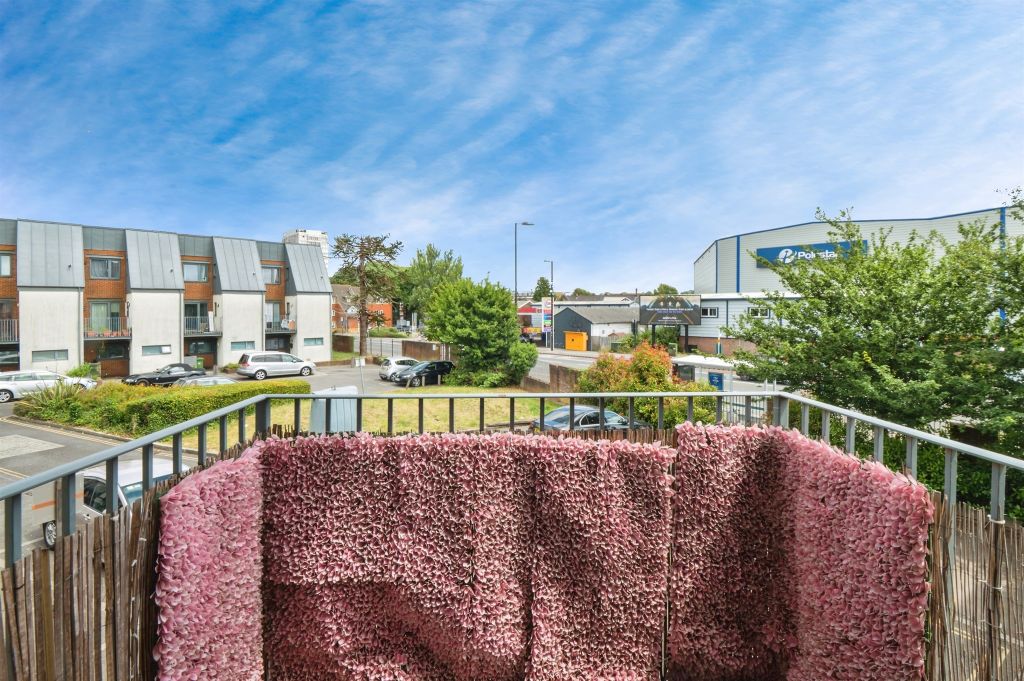 Additional image 8 of 3 bed end terrace house for saleLumpy Lane, Southampton SO14