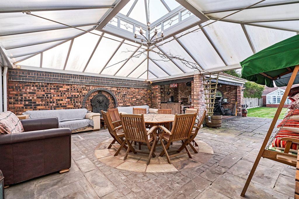 Additional image 24 of 4 bed detached house for saleStourbridge Road, Penn, Wolverhampton WV4