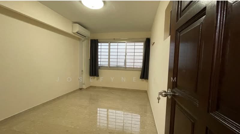 Additional image 11 of 425 Hougang Avenue 6
