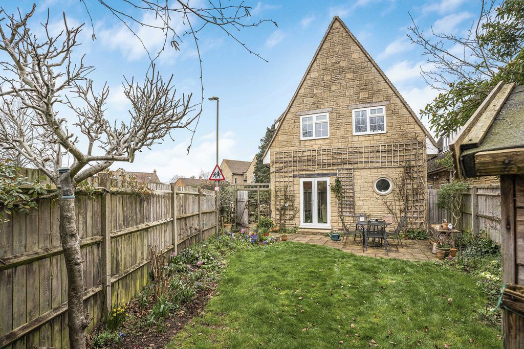 Additional image 22 of 4 bed detached house for saleShipton Road, Woodstock OX20