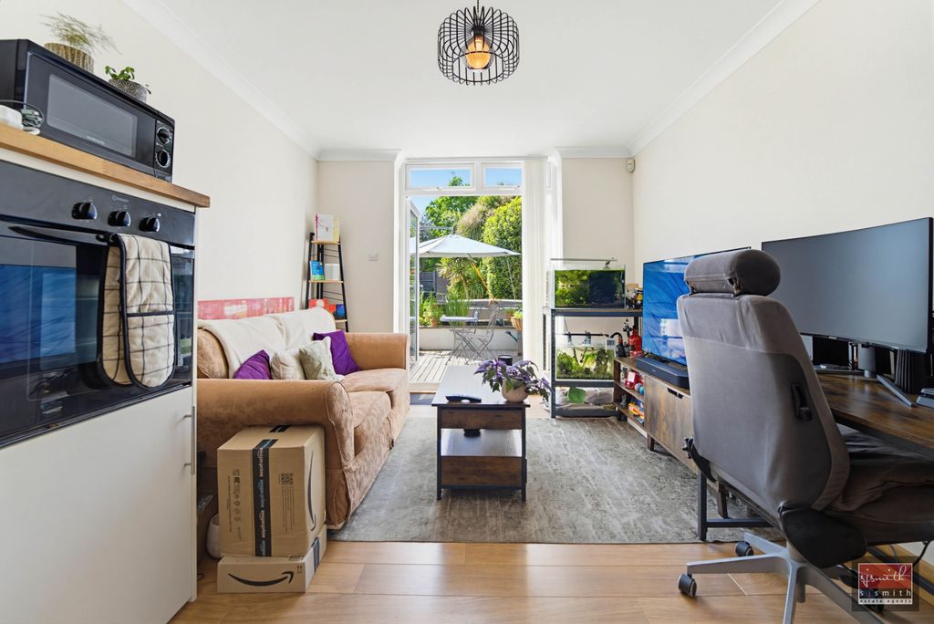 Additional image 20 of 4 bed detached house for saleFontmell Close, Ashford TW15