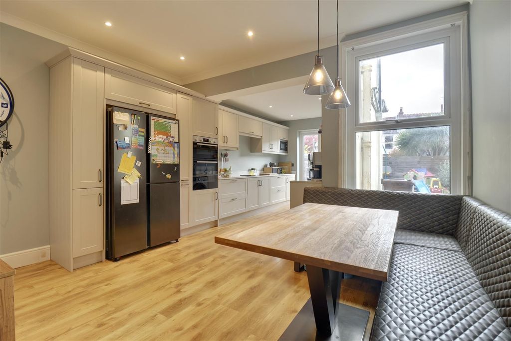 Additional image 5 of 3 bed terraced house for saleFolkestone Road, Baffins, Portsmouth PO3