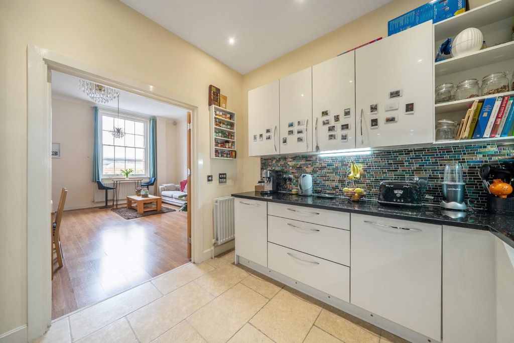 Additional image 16 of 2 bed flat for saleGunwharf Quays, Portsmouth PO1