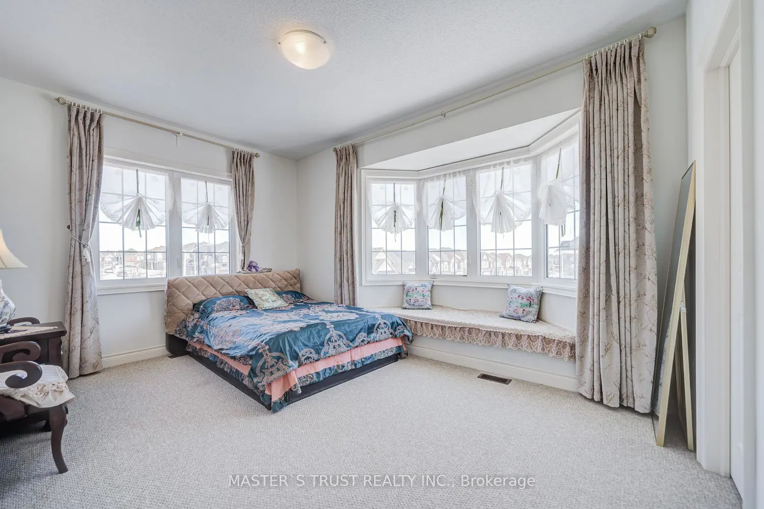Additional image 11 of 57 Tupling Street