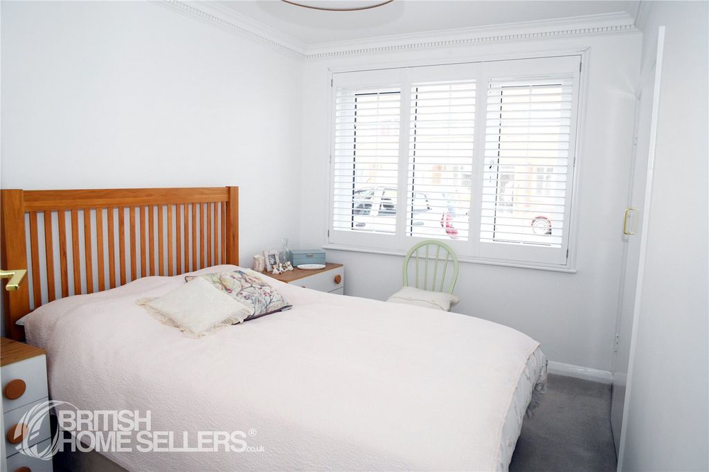 Additional image 16 of 2 bed flat for saleGrand Parade, Portsmouth, Hampshire PO1