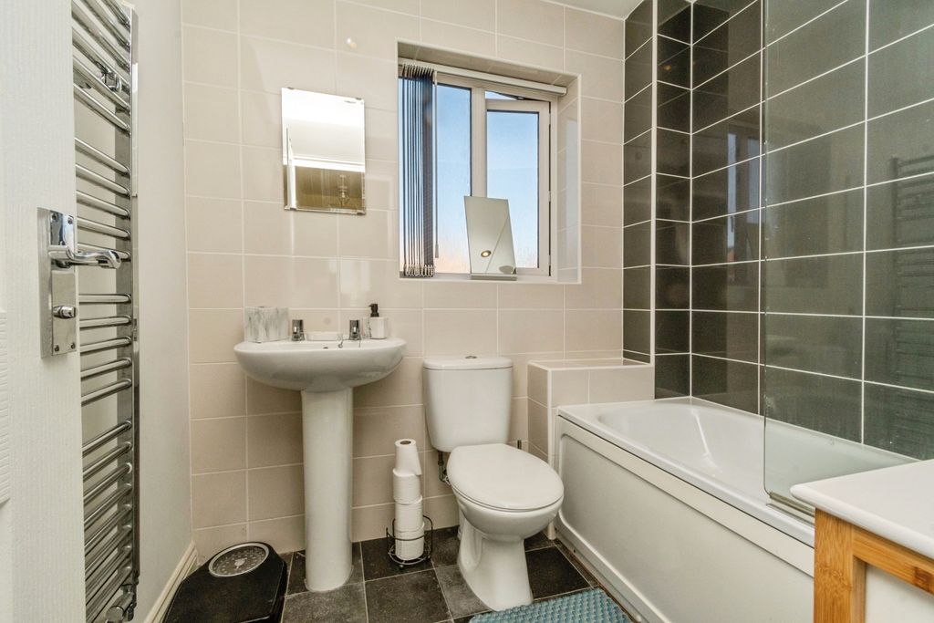 Additional image 14 of 3 bed detached house for saleLakelot Close, Willenhall WV12