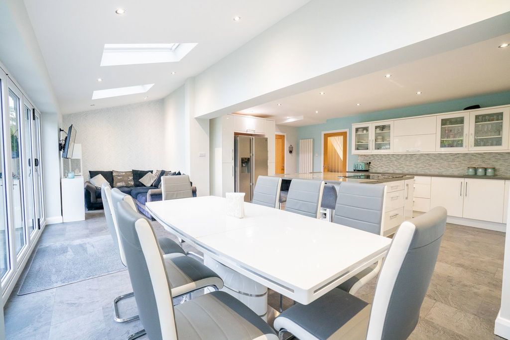 Additional image 20 of 4 bed detached house for saleClarence Avenue, Farnworth, Widnes WA8