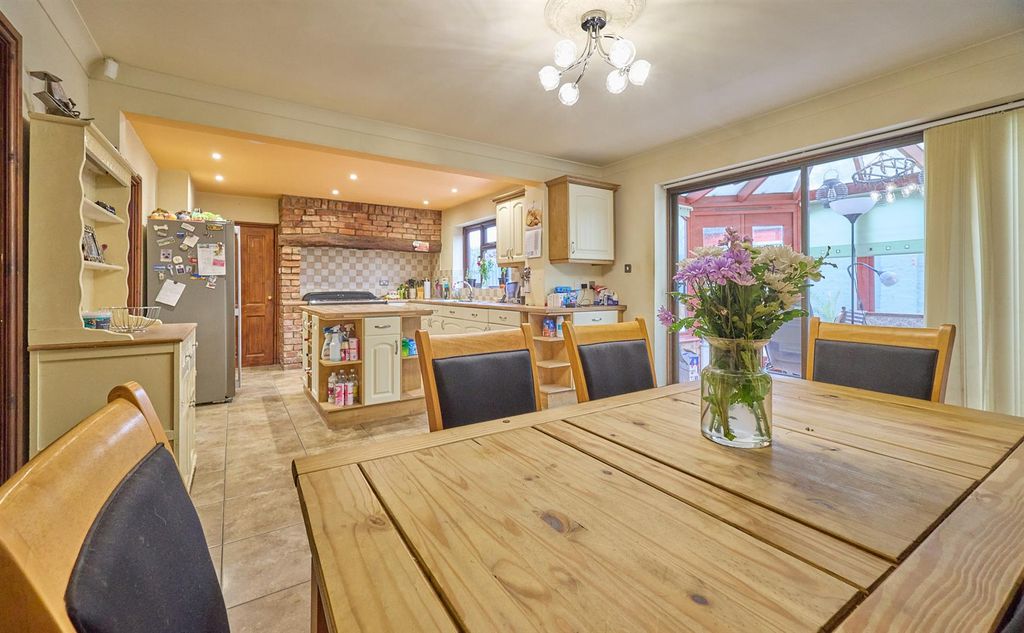 Additional image 3 of 4 bed detached house for saleCoventry Road, Sharnford, Hinckley LE10