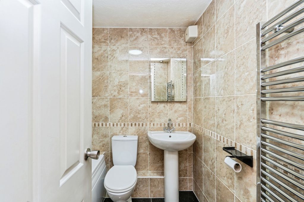 Additional image 11 of 1 bed flat for saleBrunel Road, Redbridge, Southampton SO15