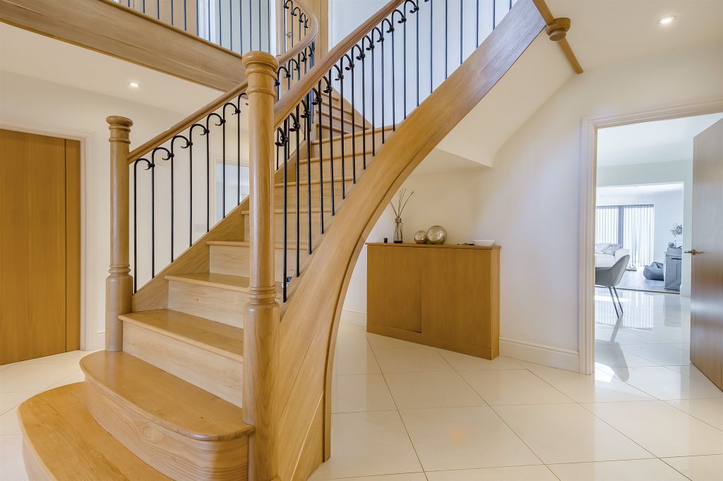 Additional image 10 of 6 bed detached house for saleNorwich Common, Wymondham NR18