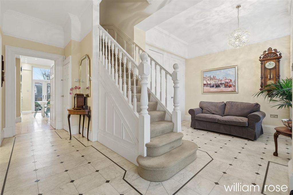 Additional image 8 of 7 bed semi-detached house for saleBroomhill Road, Woodford Green IG8
