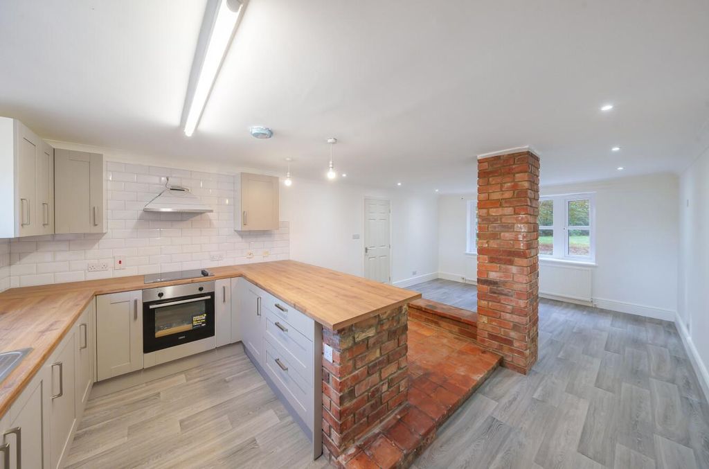 Additional image 5 of 4 bed property for saleTattershall Road, Kirkstead, Woodhall Spa LN10
