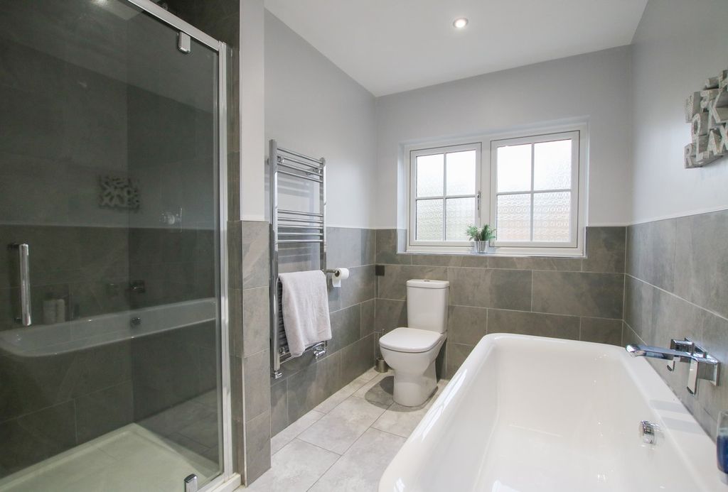 Additional image 19 of 5 bed detached house for saleMilton Road, Wokingham RG40