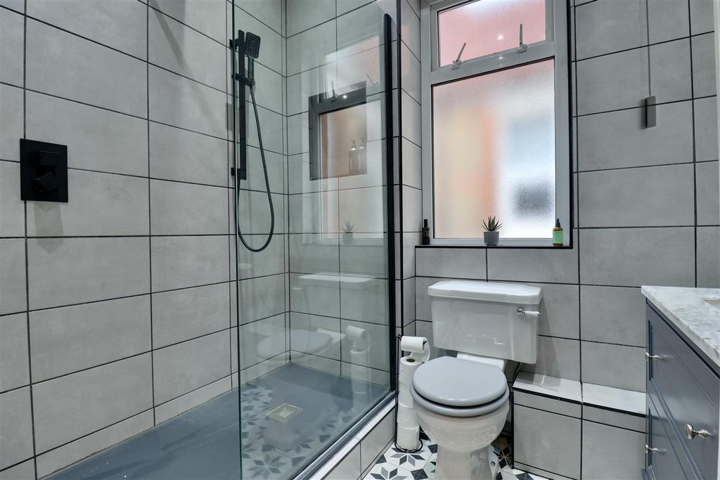 Additional image 19 of 3 bed property for saleHaslemere Road, Southsea PO4
