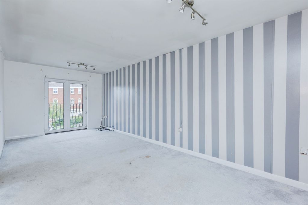 Additional image 8 of 2 bed flat for saleLoughland Close, Blaby, Leicester LE8