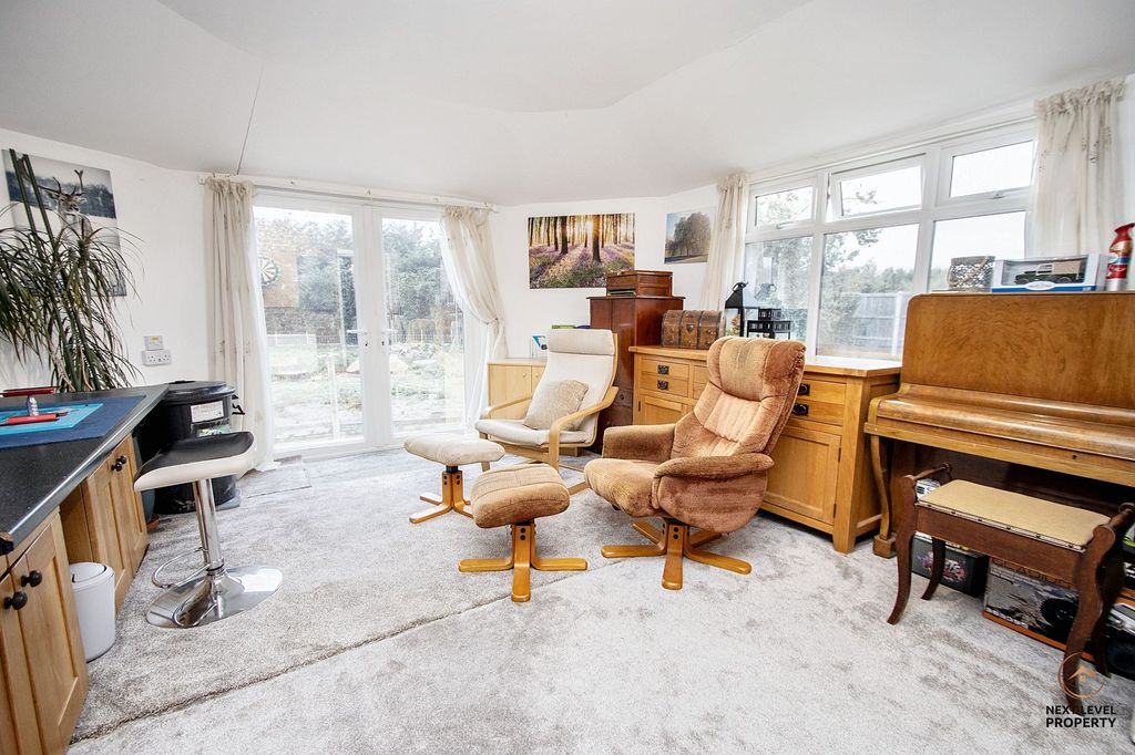 Additional image 10 of 8 bed detached house for saleBroadend Road, Wisbech PE14