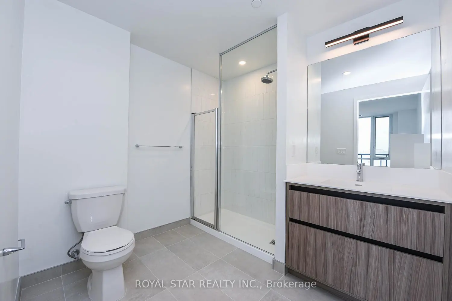 Additional image 11 of 7950 Bathurst Street 1502