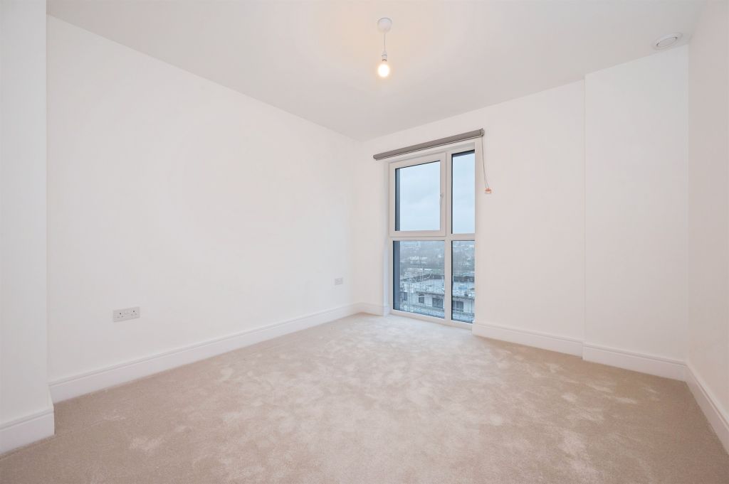 Additional image 12 of 2 bed flat for saleMeridian Way, Southampton SO14
