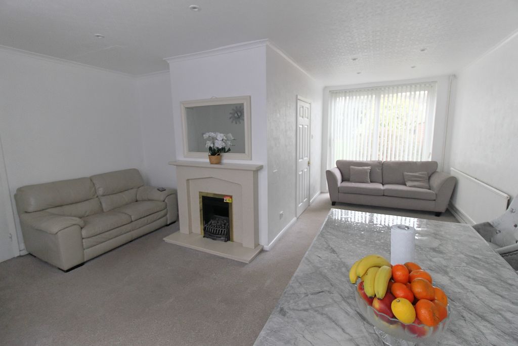 Additional image 2 of 4 bed semi-detached house for saleRosemead Drive, Oadby LE2