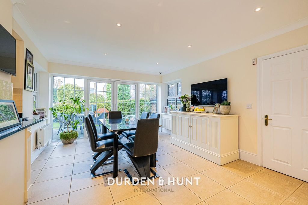 Additional image 8 of 5 bed detached house for saleRegents Drive, Woodford Green IG8