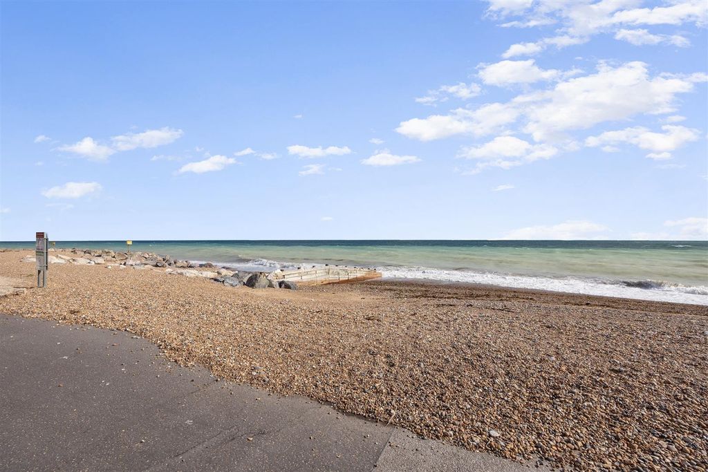 Additional image 20 of 2 bed flat for saleSteyne Gardens, Worthing BN11