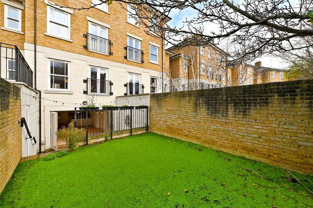 Additional image 27 of 5 bed terraced house for saleClaremont Road, Windsor, Berkshire SL4