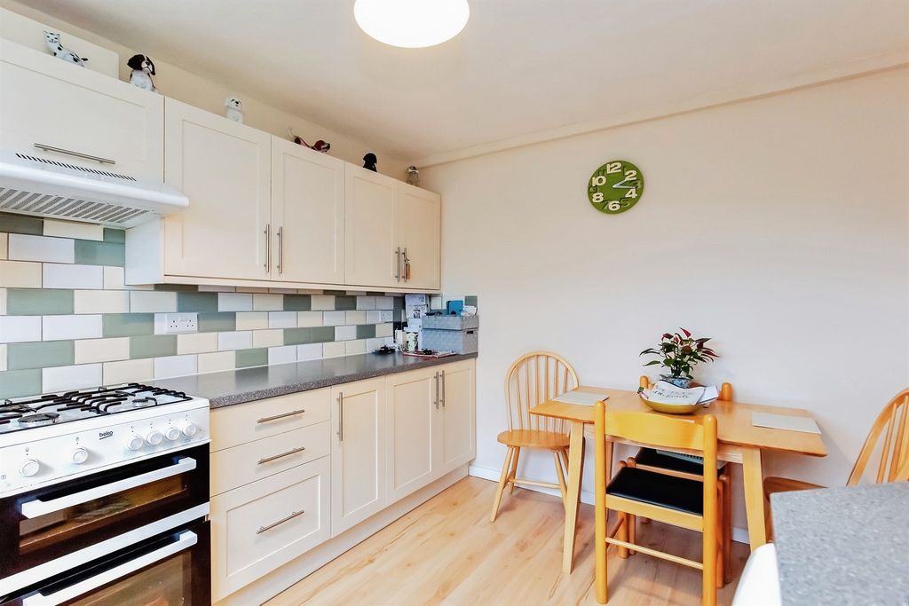 Additional image 5 of 3 bed semi-detached house for saleArden Way, Market Harborough LE16