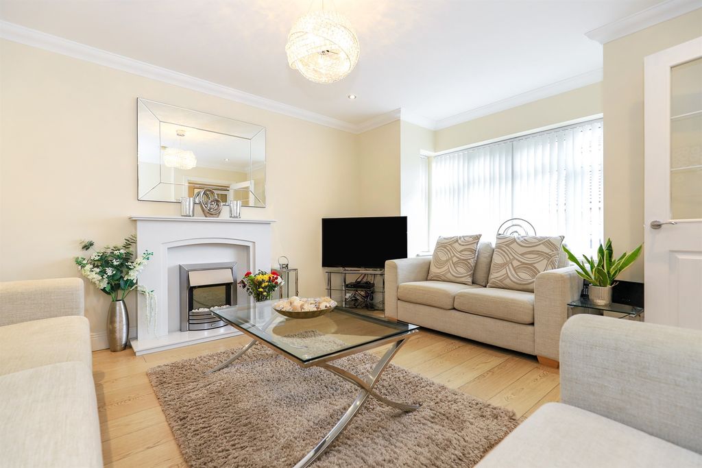 Additional image 3 of 6 bed detached house for saleWhimsey Close, Willenhall WV12