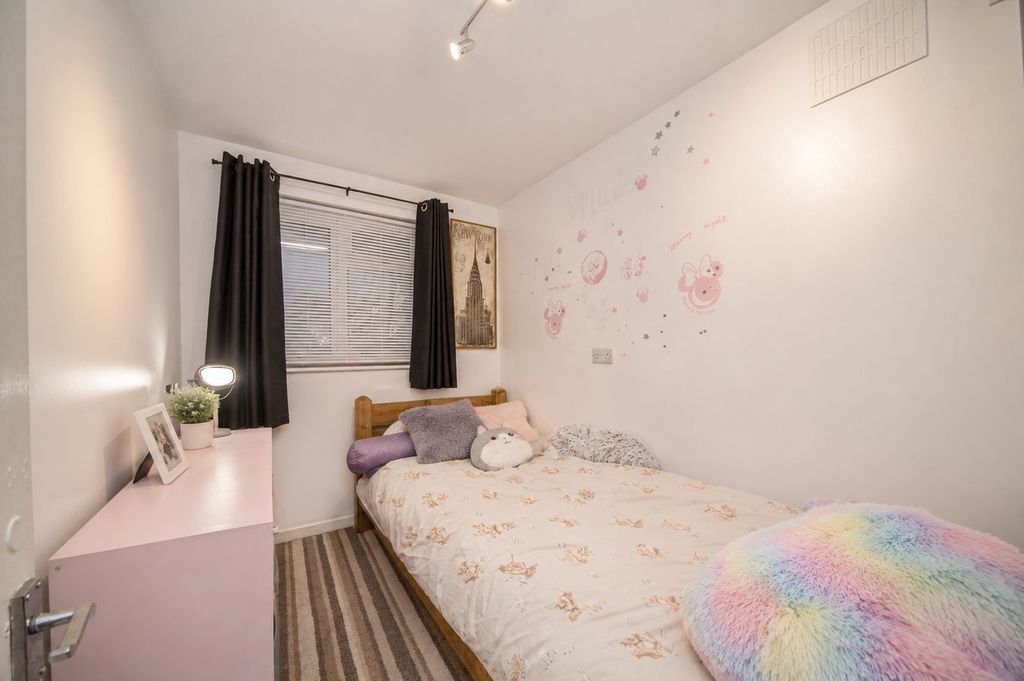 Additional image 6 of 2 bed terraced house for saleOuter Circle, Southampton SO16