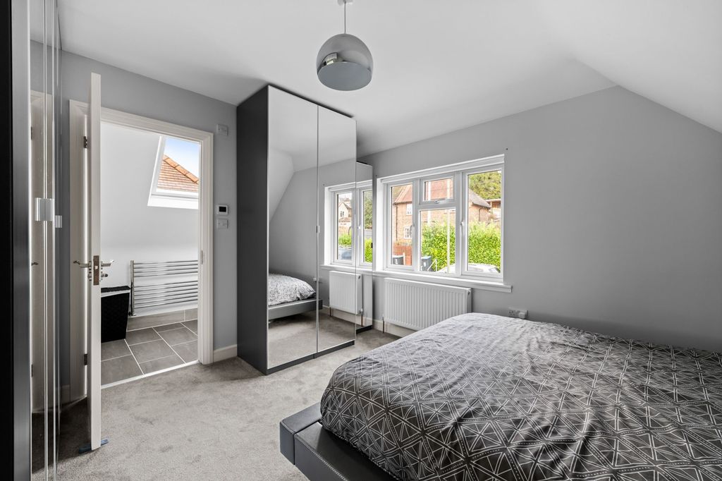 Additional image 9 of 2 bed detached house for saleDownsway, Whyteleafe CR3