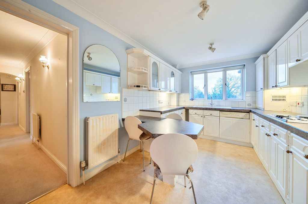 Additional image 3 of 2 bed flat for saleWinn Road, Highfield, Southampton, Hampshire SO17