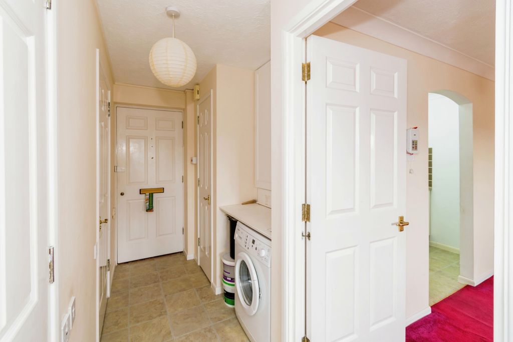 Additional image 6 of 1 bed flat for saleChestnut Lodge, Southampton SO16