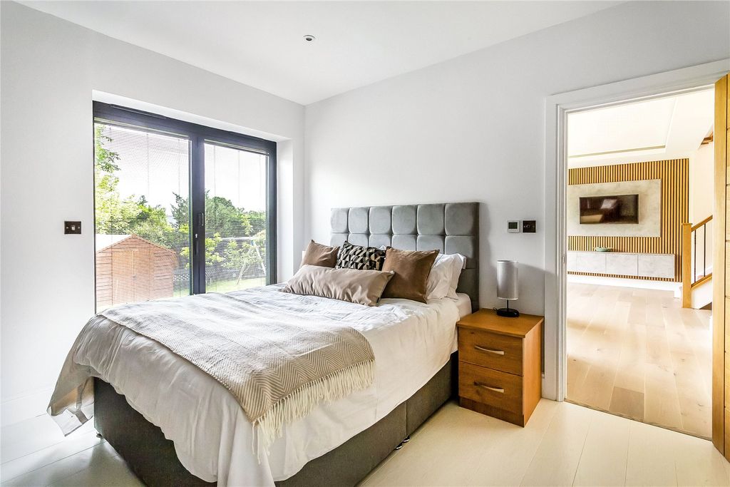 Additional image 34 of 6 bed detached house for saleHook Heath, Surrey GU22