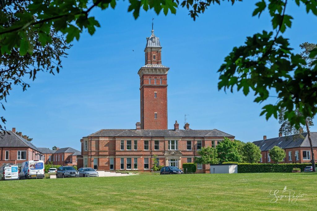 Additional image 22 of 2 bed flat for saleWhitecroft Park, Newport PO30