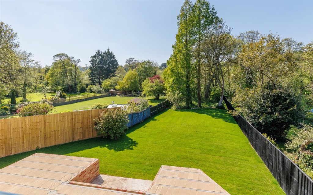 Additional image 2 of 5 bed property for saleBlackwater, Isle Of Wight PO30