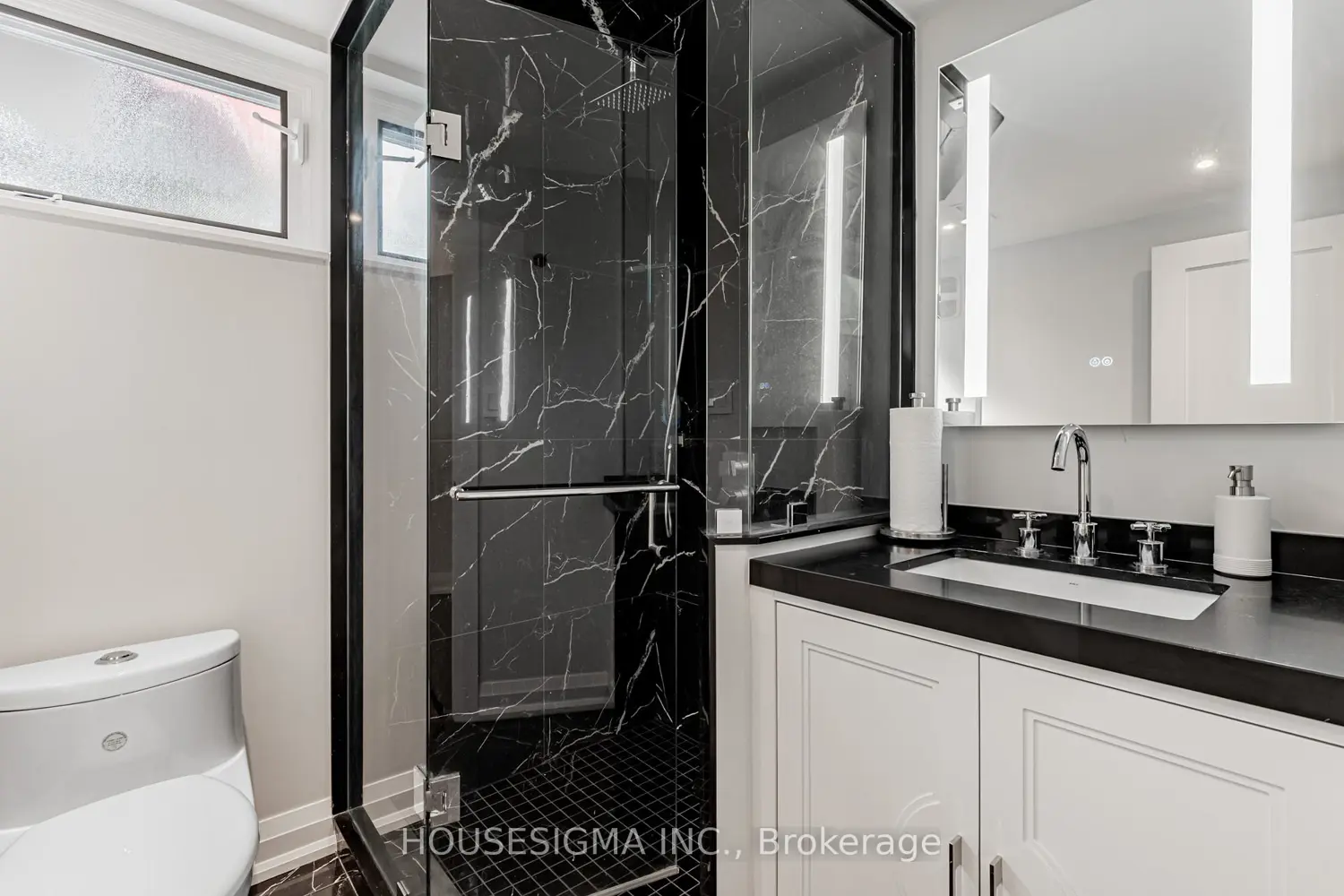 Additional image 10 of 14639 Leslie Street