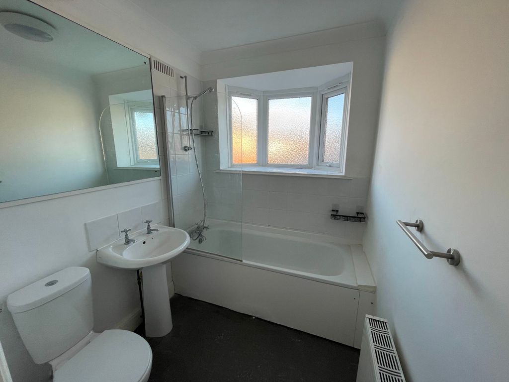 Additional image 13 of 3 bed semi-detached house for saleBlenheim Gardens, Southampton SO17